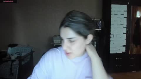 Snapshot of roselina_ chatting on June 28, 2026, 4:46 pm Rose online show from June 28, 2026, 4:46 pm