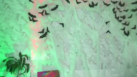 Lyla OF roselinedior online show from October 29, 2025, 8:32 pm