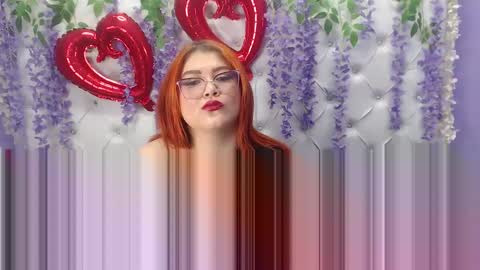 Snapshot of roselyn_arnold chatting on February 18, 2025, 12:17 pm Julieta online show from February 18, 2025, 12:17 pm