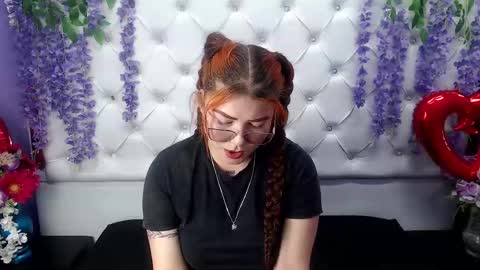 Snapshot of roselyn_arnold chatting on March 12, 2025, 2:56 pm Julieta online show from March 12, 2025, 2:56 pm