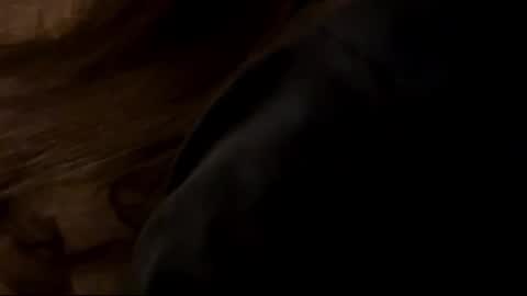 Mimi online show from December 15, 2025, 3:27 pm