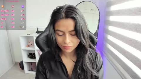 Snapshot of roseparis chatting on October 26, 2025, 2:34 pm Nat online show from October 26, 2025, 2:34 pm