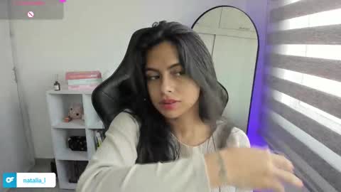 Snapshot of roseparis chatting on November 16, 2025, 2:44 pm Nat online show from November 16, 2025, 2:44 pm