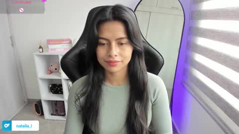 Snapshot of roseparis chatting on November 17, 2025, 2:34 pm Nat online show from November 17, 2025, 2:34 pm