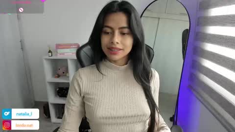 Snapshot of roseparis chatting on November 24, 2025, 2:39 pm Nat online show from November 24, 2025, 2:39 pm