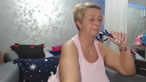 Lovepinklilly online show from March 29, 2026, 5:13 pm