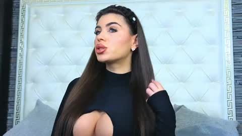 Gabriela online show from May 28, 2026, 8:44 am