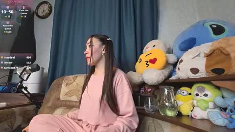 Snapshot of rosewr chatting on October 5, 2025, 1:53 pm RoseWr online show from October 5, 2025, 1:53 pm