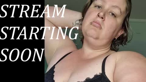 Rosey online show from November 17, 2025, 7:36 am