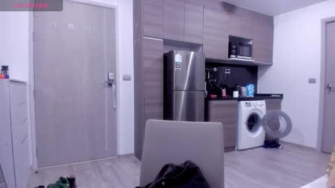 Snapshot of roshelle_xxx chatting on November 22, 2025, 2:05 pm Roshelle online show from November 22, 2025, 2:05 pm