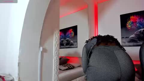 rosi_cooper online show from March 11, 2025, 11:12 am