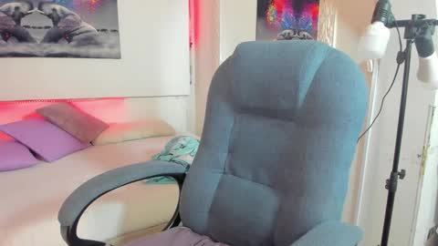 rosi_cooper online show from September 23, 2025, 11:02 am