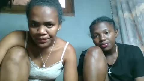 Snapshot of rosia22 chatting on October 30, 2025, 6:04 am rosia22 online show from October 30, 2025, 6:04 am