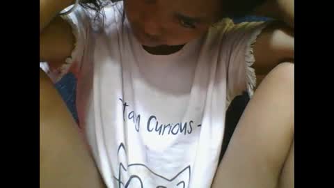 rosia685234 online show from January 18, 2026, 4:05 am