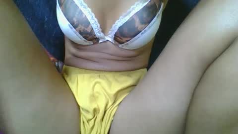 Snapshot of rosia685234 chatting on March 4, 2026, 1:06 pm rosia685234 online show from March 4, 2026, 1:06 pm