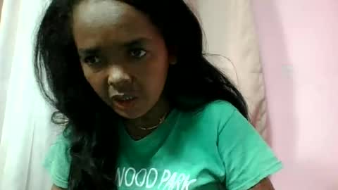Snapshot of rosia685234 chatting on July 17, 2026, 8:32 am rosia685234 online show from July 17, 2026, 8:32 am