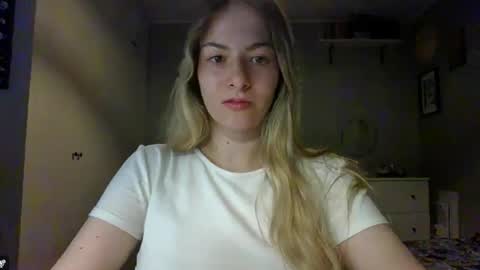 Rosie online show from October 6, 2025, 6:44 am