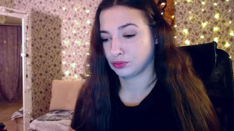 Snapshot of rosierosa chatting on November 25, 2025, 4:01 am Rosie is waiting for YOU online show from November 25, 2025, 4:01 am