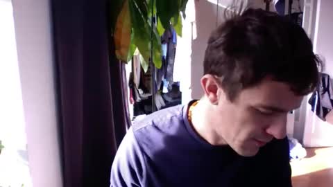 RossCollab online show from December 5, 2025, 2:47 pm