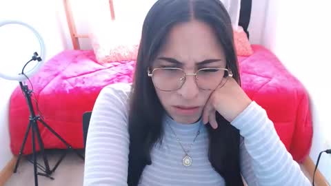 rosse online show from December 18, 2025, 2:23 pm