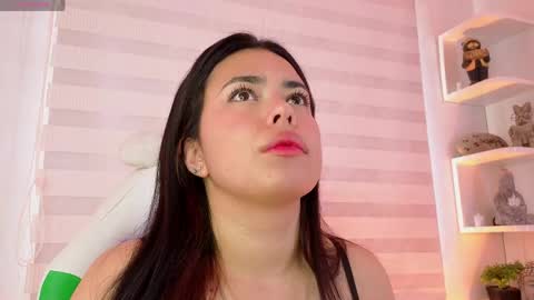 Snapshot of rosse_amyy chatting on May 29, 2026, 12:14 pm online show from May 29, 2026, 12:14 pm