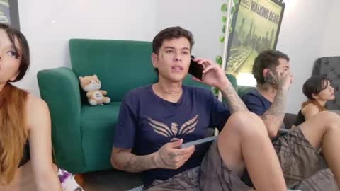 Snapshot of rosse_dredd chatting on June 2, 2026, 6:21 pm Anal for the first time 40000tks online show from June 2, 2026, 6:21 pm