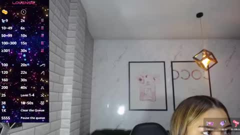 Snapshot of rosse_jeane_v chatting on February 22, 2025, 1:02 pm rosse jeane v online show from February 22, 2025, 1:02 pm