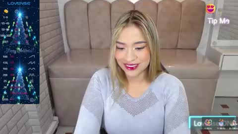 Snapshot of rosse_jeane_v chatting on December 14, 2025, 1:16 pm rosse jeane v online show from December 14, 2025, 1:16 pm