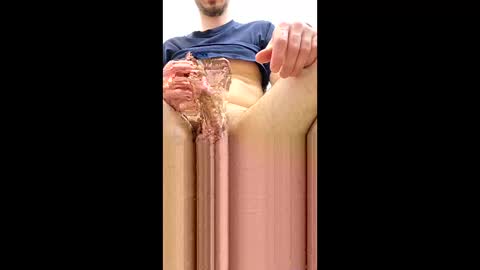 Snapshot of rossini90 chatting on April 16, 2026, 9:21 am rossini90 online show from April 16, 2026, 9:21 am