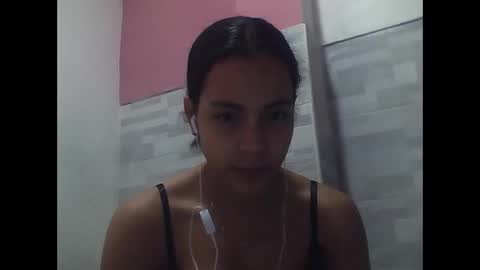 Snapshot of rosss690 chatting on February 24, 2025, 4:04 pm ross online show from February 24, 2025, 4:04 pm