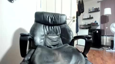 Rostungur online show from March 10, 2025, 3:20 pm