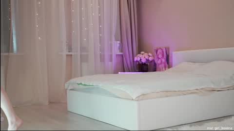 Snapshot of rosyemily chatting on February 9, 2025, 9:47 am Hi Im Maria Check my Bio online show from February 9, 2025, 9:47 am