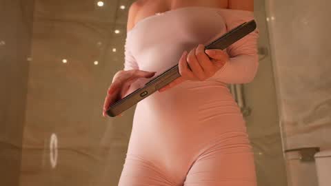 Snapshot of rosyemily chatting on March 16, 2026, 1:15 pm Hi Im Maria Check my Bio online show from March 16, 2026, 1:15 pm