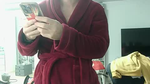 roubarixx online show from October 28, 2025, 9:02 am