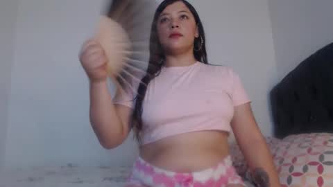 Snapshot of rough_diamond06 chatting on April 22, 2026, 2:36 am Diamond rough online show from April 22, 2026, 2:36 am