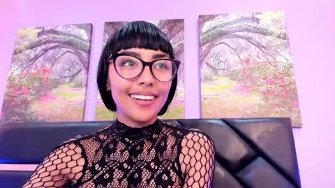 Snapshot of roulyy chatting on January 11, 2025, 8:11 am JESSY ROULY online show from January 11, 2025, 8:11 am