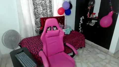 Snapshot of rous_kinky chatting on June 2, 2026, 1:13 pm rous_kinky online show from June 2, 2026, 1:13 pm