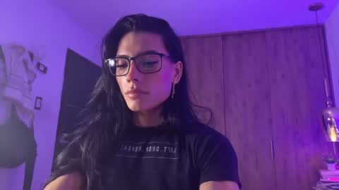 Snapshot of rouse_leon chatting on June 19, 2026, 7:17 pm Rouse leon online show from June 19, 2026, 7:17 pm
