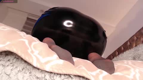 Rouss marie henao  online show from November 6, 2025, 1:50 am