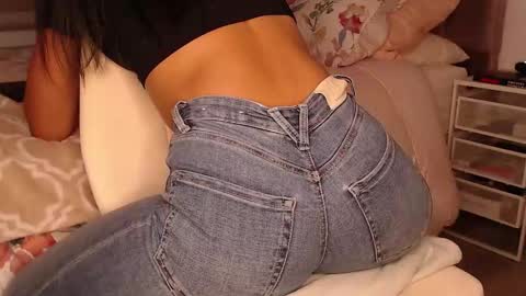 Snapshot of rouss_henao chatting on March 26, 2026, 10:48 pm Rouss marie henao online show from March 26, 2026, 10:48 pm