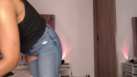 Snapshot of rouss_henao chatting on April 11, 2026, 1:10 am Rouss marie henao online show from April 11, 2026, 1:10 am