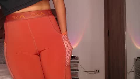 Snapshot of rouss_henao chatting on April 16, 2026, 11:18 pm Rouss marie henao online show from April 16, 2026, 11:18 pm