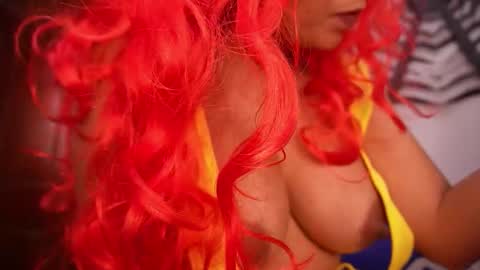 Snapshot of rousse_coup chatting on October 31, 2025, 7:26 pm Rosse and Miller online show from October 31, 2025, 7:26 pm