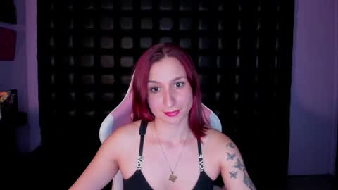 Snapshot of roussehills chatting on December 4, 2025, 9:34 pm roussehills online show from December 4, 2025, 9:34 pm