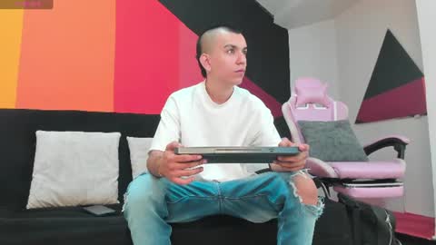 Rowan online show from July 8, 2026, 11:15 am