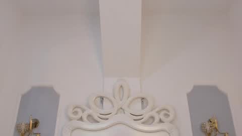 roxana_scott1 online show from March 11, 2026, 4:18 am