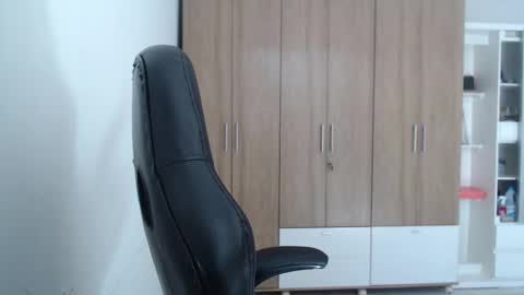 Roxana online show from February 28, 2026, 6:42 pm