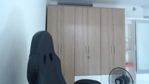 Snapshot of roxanalove7 chatting on March 17, 2026, 6:55 pm Roxana online show from March 17, 2026, 6:55 pm