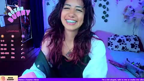 Snapshot of roxanbunny chatting on May 19, 2026, 1:56 am roxxy online show from May 19, 2026, 1:56 am
