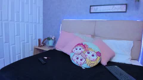 Snapshot of roxanebrown chatting on July 13, 2026, 7:38 pm roxanebrown online show from July 13, 2026, 7:38 pm